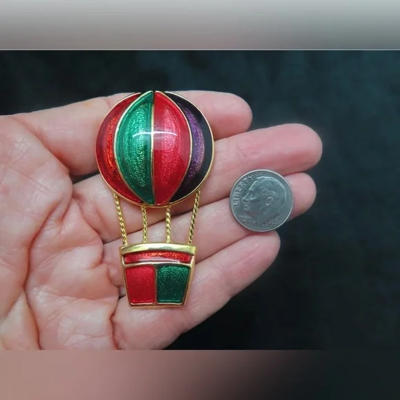 Kim Rogers Vintage Hot Air Balloon Gold Tone Brooch With Red, Purple, & Green. - Picture 6 of 11